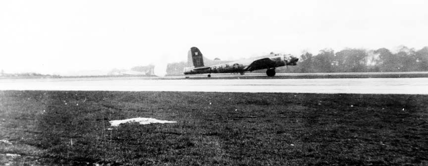 Grinter's Landing with Drag Parachute - 2 November 1944